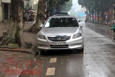 Hà Nội thí điểm iParking thanh toán phí trông giữ xe ôtô qua điện thoại ảnh 1